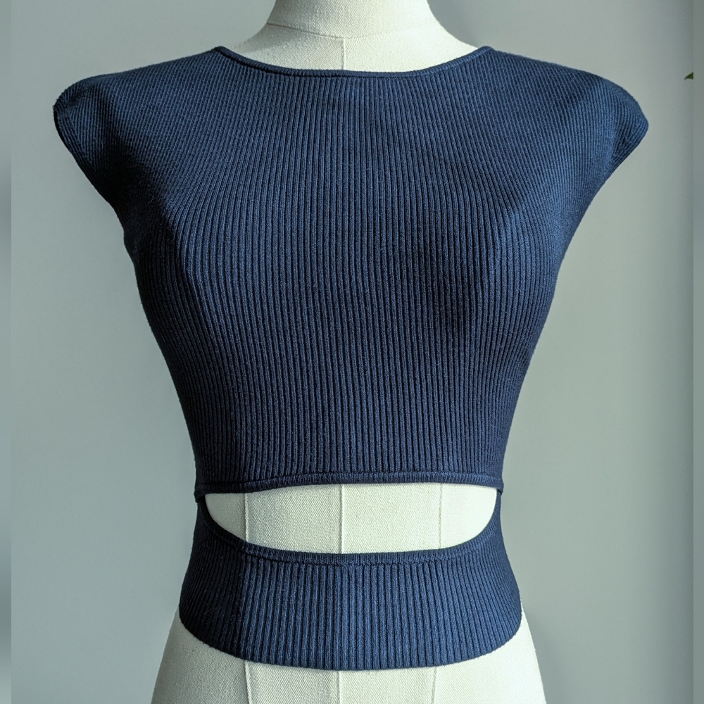 Wilfred Ribbed Cutout Top